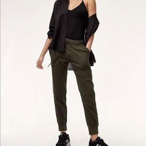 Aritzia Community Cebu Pant in Olive